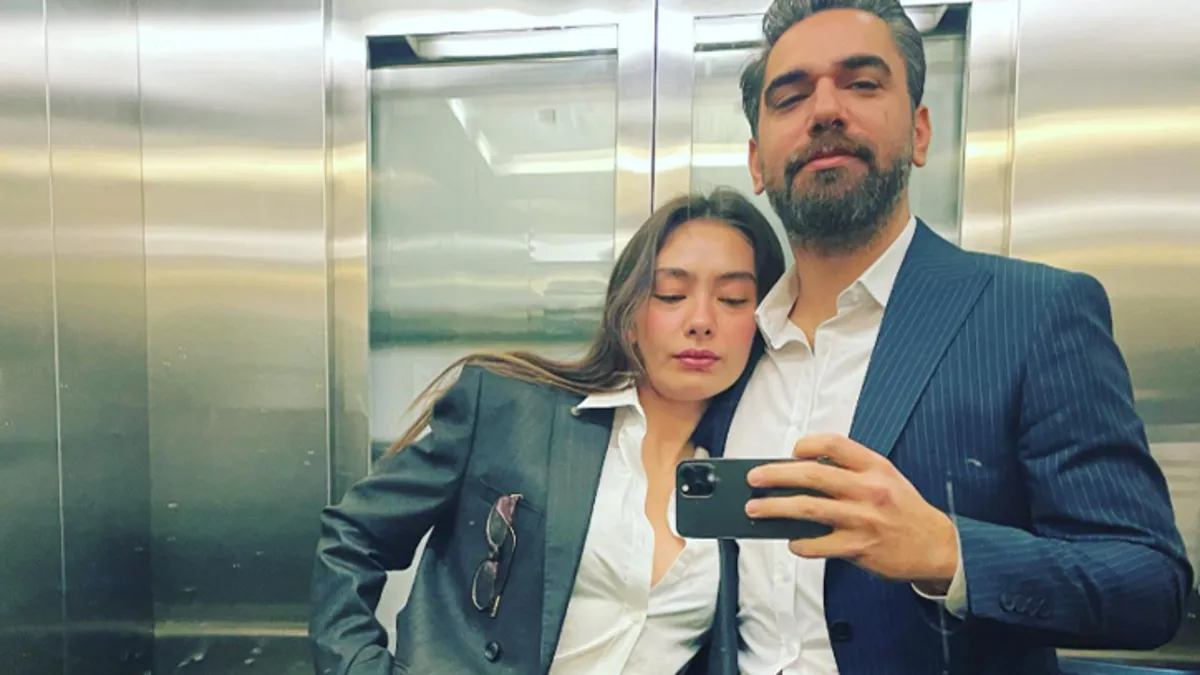 Neslihan Atagül’den çok konuşulan kare! Ayna pozu hayran bıraktı…