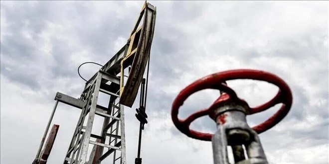 Brent petrol 100 doların altına geriledi