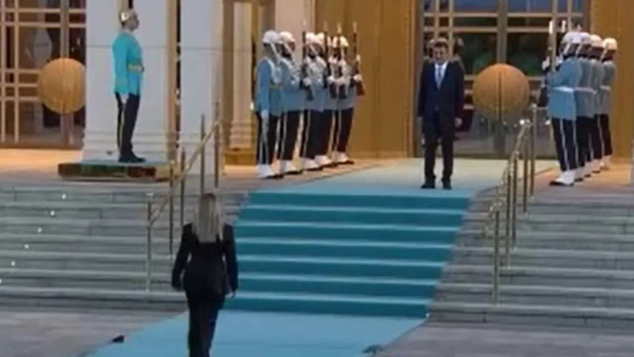 Meloni NATO resepsiyonuna geç kaldı: Cumhurbaşkanı Erdoğan karşılama yapmadı