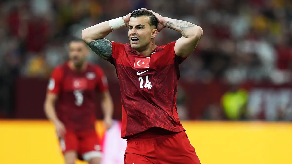 Kariyerinin golünü atıyordu! Abdülkerim'in muhteşem şutu direkte patladı!