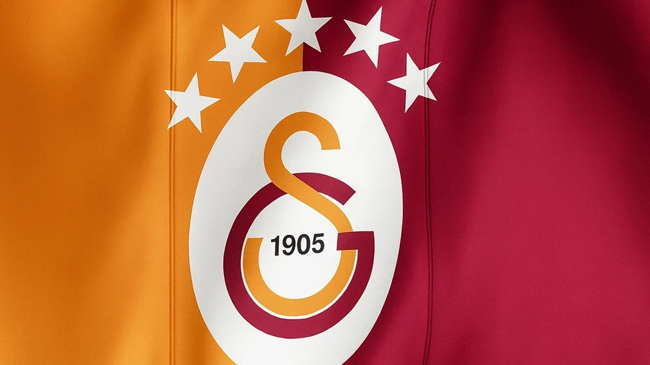 16 yıl sonra Galatasaray'a geri döndü: Eski futbolcu U19 Takımı'nın başına geçti