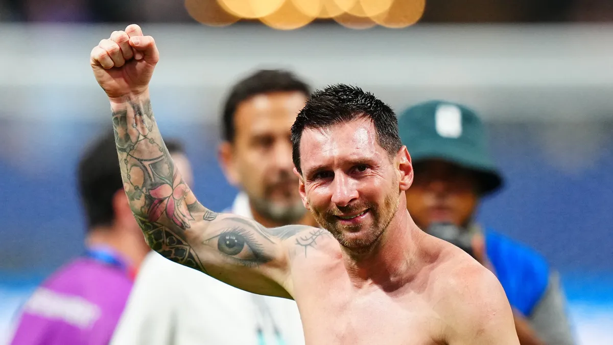 Lionel Messi'nin gözyaşları! Penaltıyı kaçırdı maçın kahramanı oldu