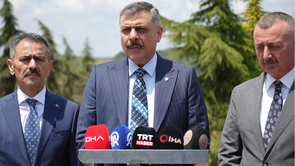 Sokaklar artık daha güvenli! Bakan Çiftçi duyurdu: Hayvanların yüzde 92'si toplandı