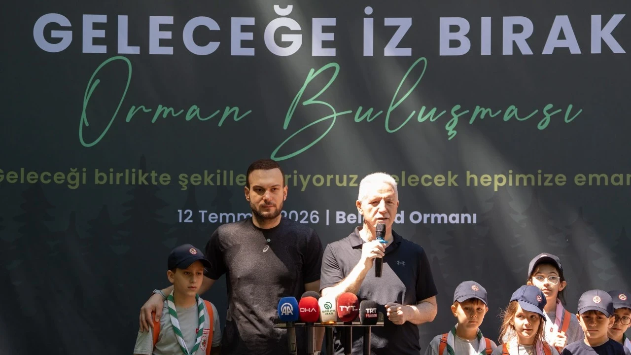 Belgrad Ormanı’nda fark yaratan yürüyüş: İstanbul Sıfır Atık’ın başkenti oldu! Samed Ağırbaş: Çevre etkinliklerimiz 39 ilçede sürecek