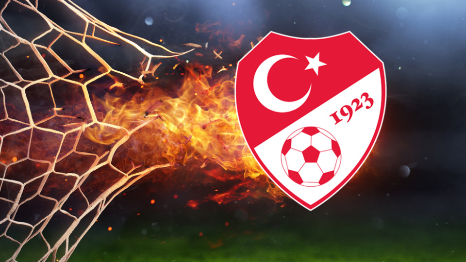 TFF'den 'yabancı kuralı' açıklaması: 10+4 değişmeyecek!
