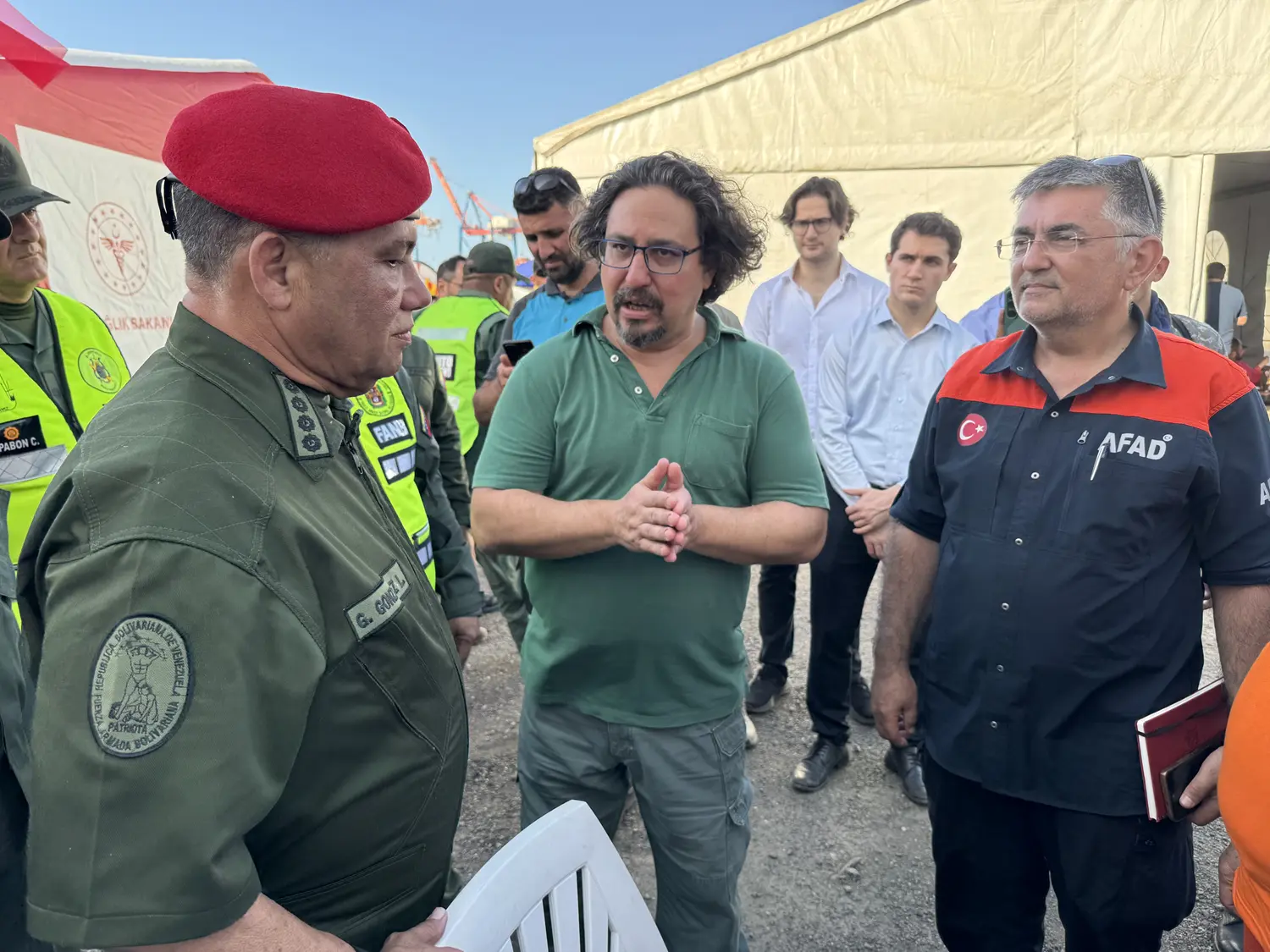 Türkiye'den Venezuela'ya yardım eli! Lopez: Uzaktan geldiğiniz için teşekkürler