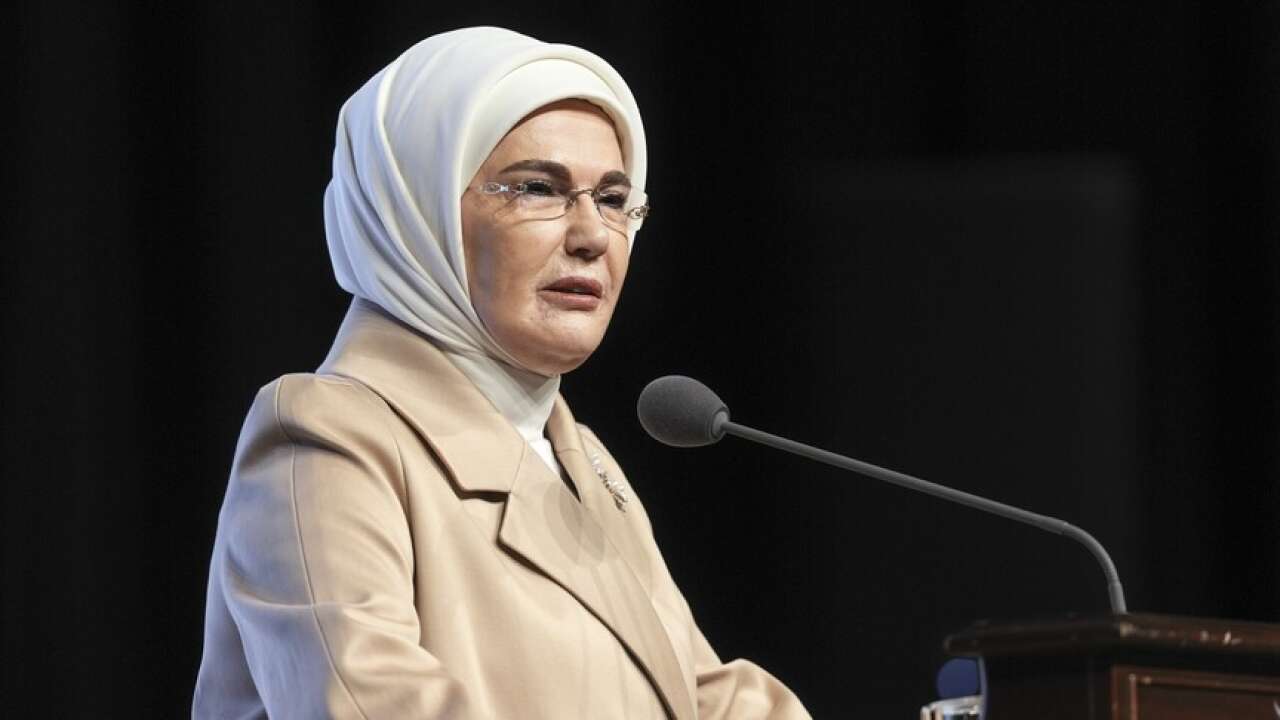 Emine Erdoğan'dan Babalar Günü mesajı