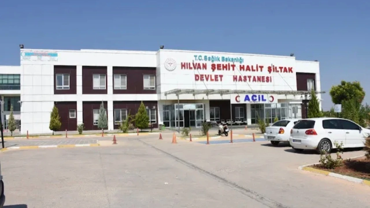 Traktörün altında kalan 4 yaşındaki Ayşe, 7 günlük yaşam savaşını kaybetti
