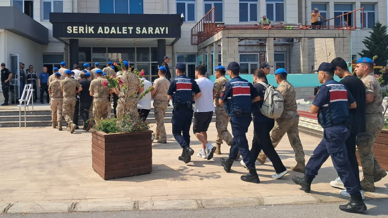 Hesaplarında 8 milyar lira işlem hacmi olan yasa dışı bahis şüphelisi 80 kişi adliyede