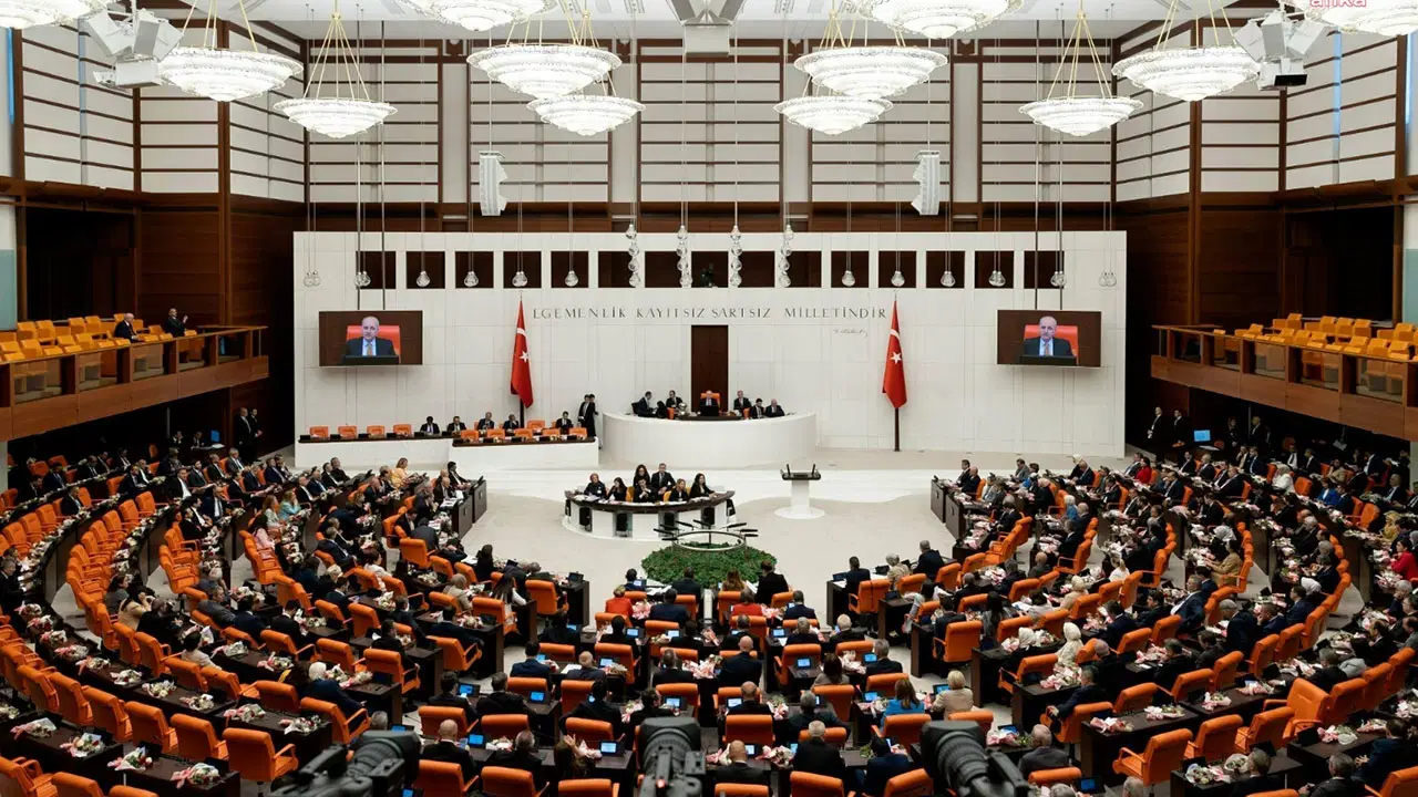 Samsun'un Bafra ilçesindeki yurtta erkek çocuklarına yönelik istismar TBMM gündeminde
