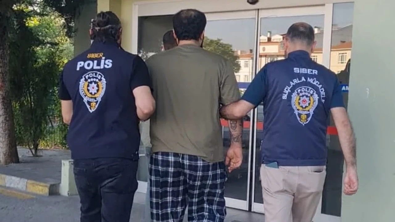 Ankara'da siber operasyon: Haklarında onlarca yıl hapis cezası bulunan 2 dolandırıcı yakalandı