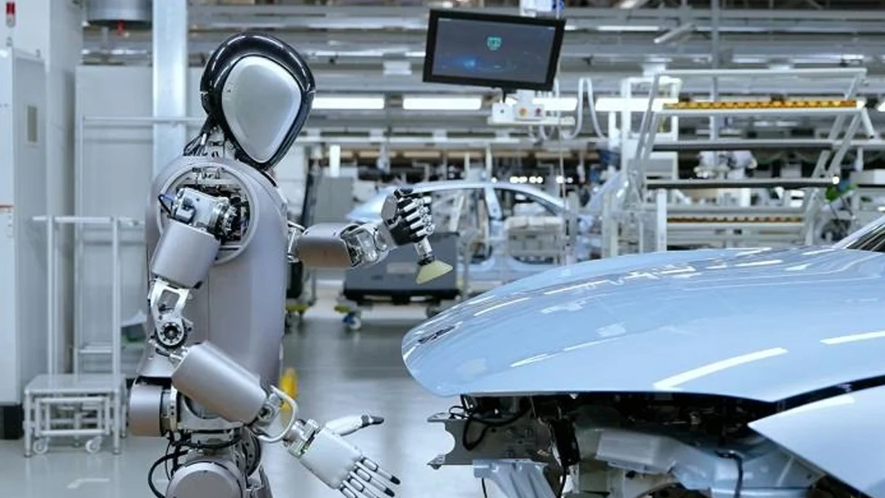 BYD yapay zeka yarışında vites artırıyor: İnsansı robot Xiao Di için geri sayım