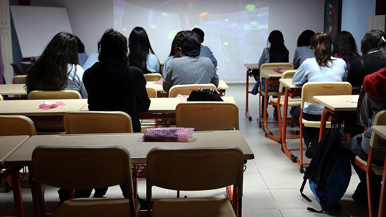 MEB 2026-2027 eğitim takvimini açıkladı: Okullar ne zaman açılacak?