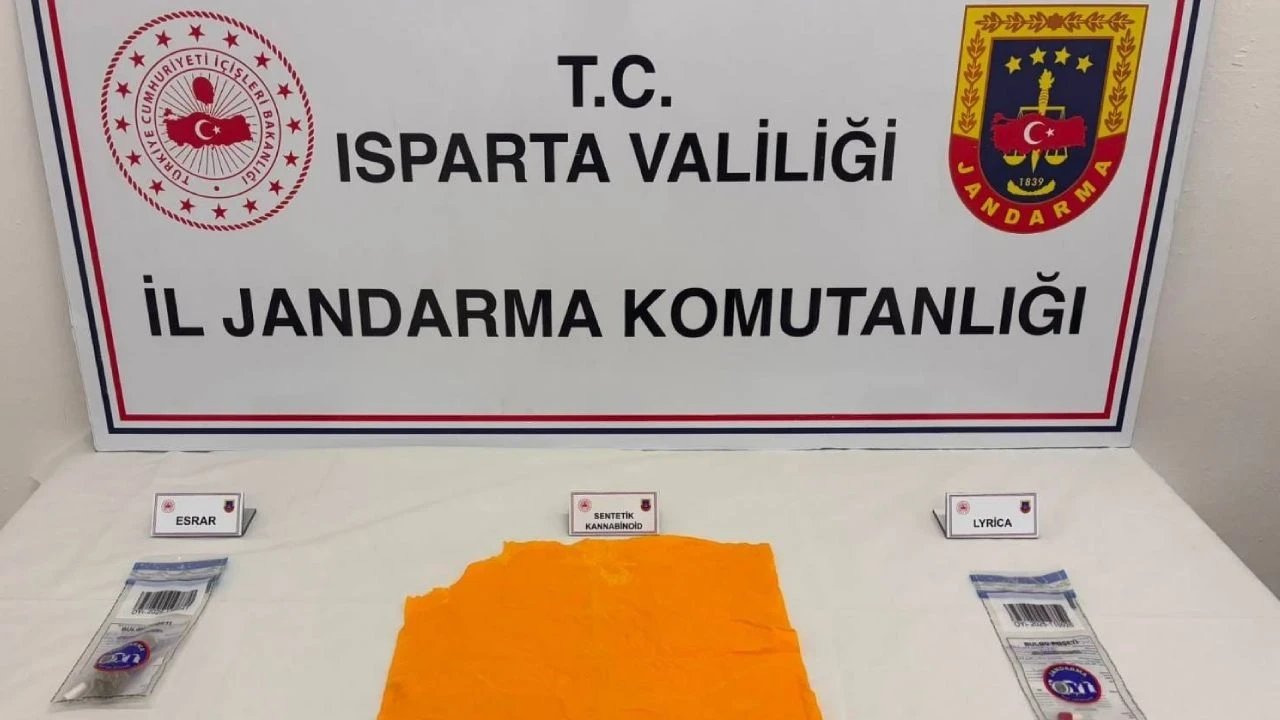 Isparta'da zehir tacirlerine operasyon
