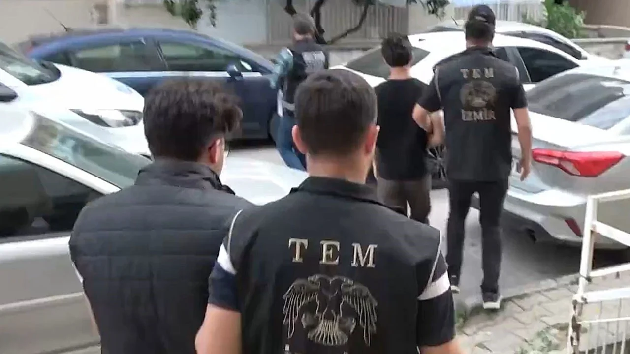 12 ilde FETÖ’nün hücre evlerine baskın: 41 mankurt tutuklandı