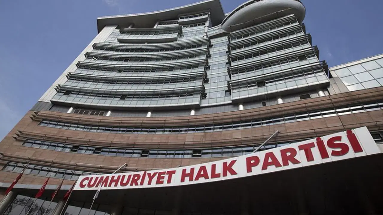 CHP Genel Merkezi'ne ziyaretçi yasağı