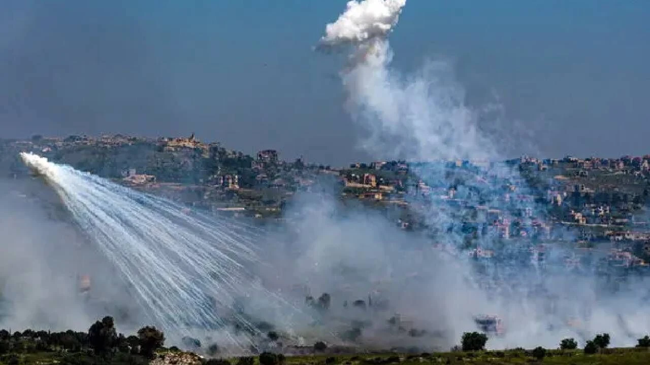 NYT, İsrail'in Lübnan'da beyaz fosfor kullandığı görüntüleri yayımladı