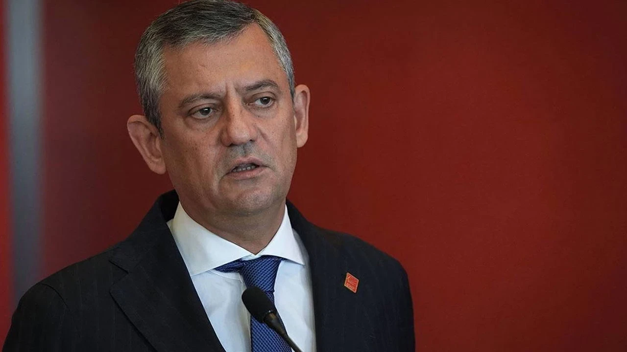 Özgür Özel’in Kuracağı Partinin Adı Ortaya Çıktı İddiası: Ankara Kulisleri Hareketli! İşte Konuşulan Yeni Parti İsmi