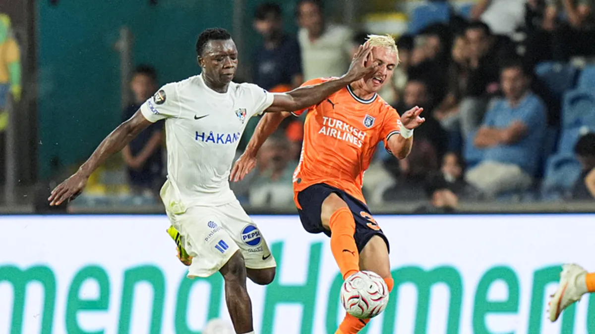 Başakşehir'de yeni transferler sahaya çıktı!