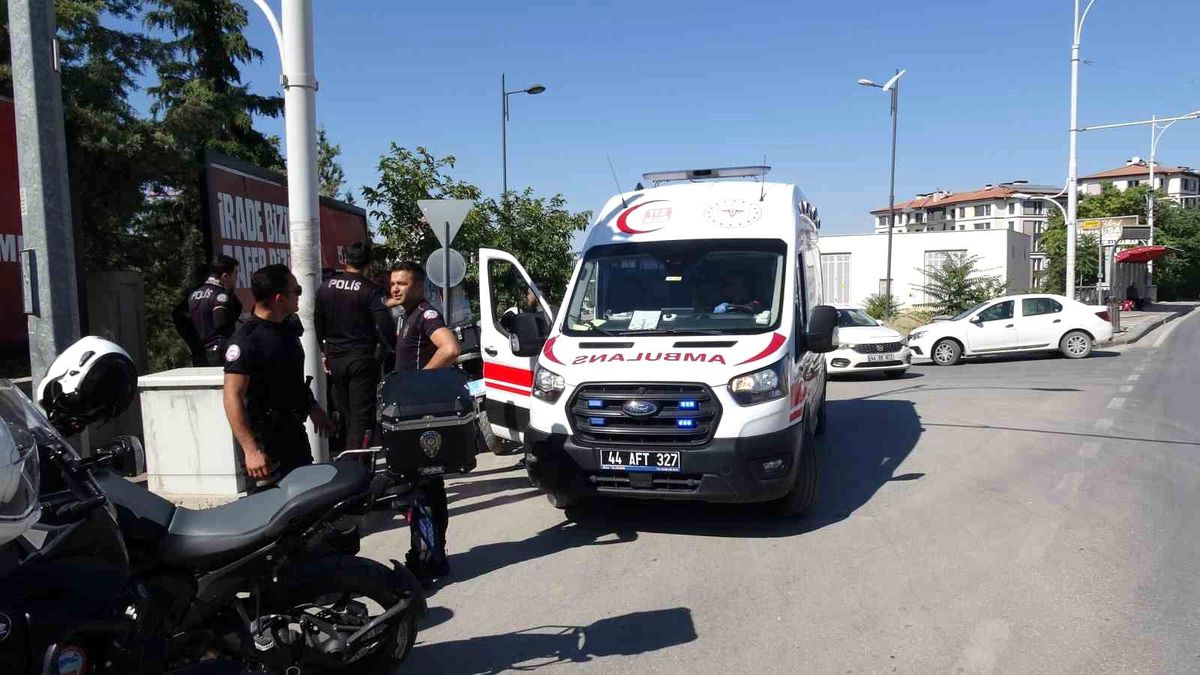 Malatya Şire Pazarı'nda silahlı kavga: 2 yaralı, 2 gözaltı