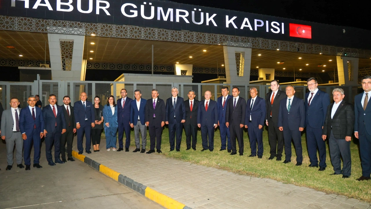 Bakan Bolat Silopi'de: Habur Gümrük Kapısı en az Kapıkule kadar önemli