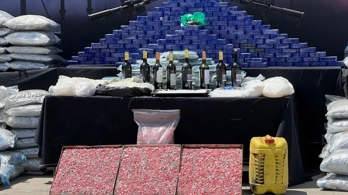 İstanbul merkezli narkotik operasyonu: Bir ton uyuşturucu madde…