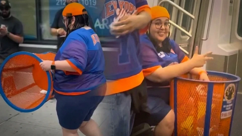 Knicks şampiyonluk kutlamasında çöp kovası çalan yönetici kovuldu