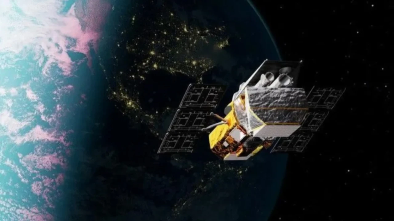 NASA'dan uzayda ilk yakalama görevi