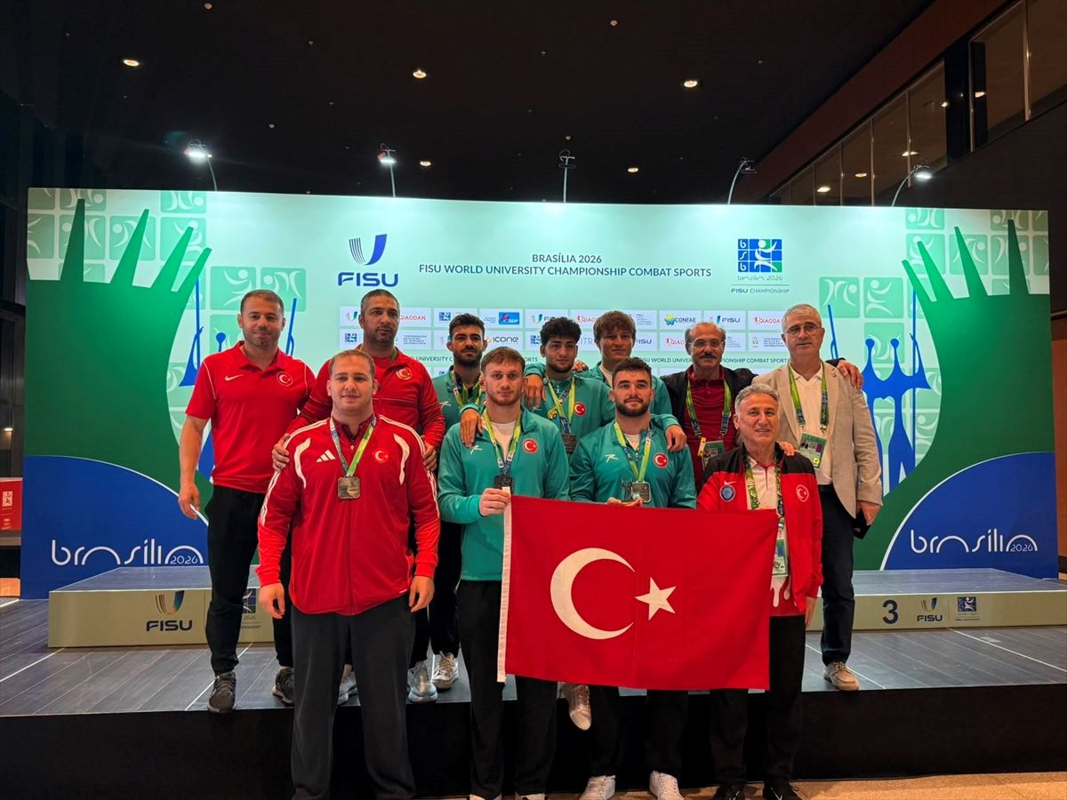 Üniversiteli sporcular Brezilya'dan 42 madalyayla döndü