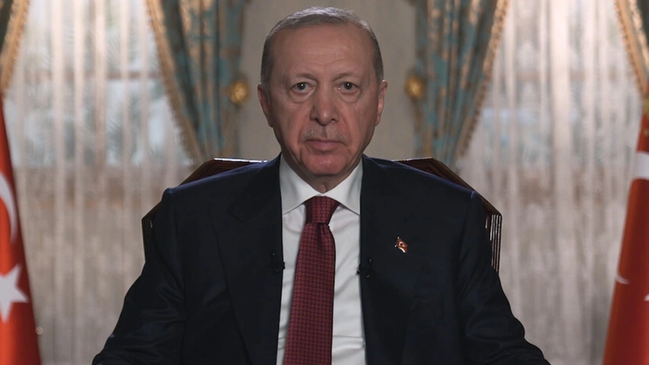 Erdoğan'ın hem seçime girme yolunu hem de kazanma planını Abdulkadir Selvi duyurdu