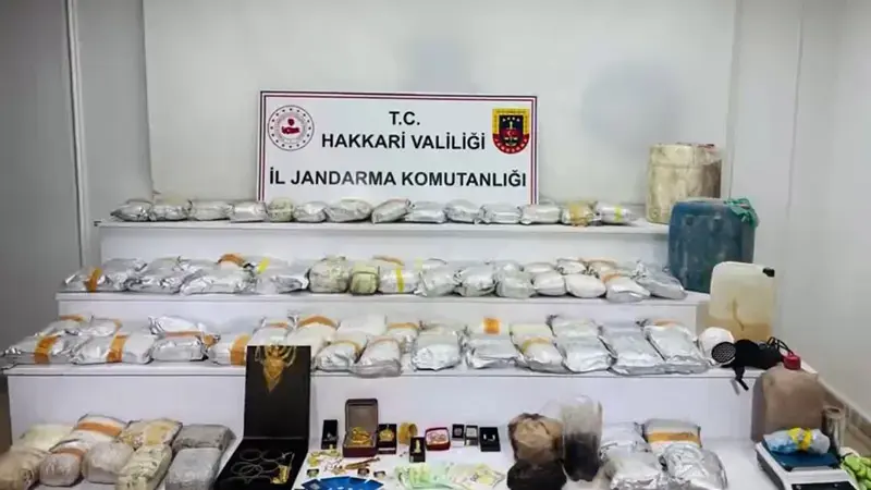 Hakkari'de 626 kilo uyuşturucu ele geçirildi: 4 tutuklama