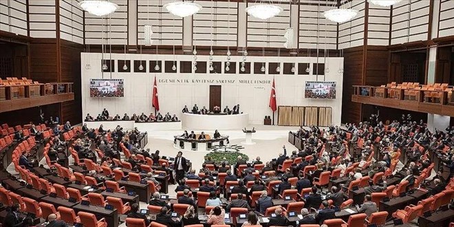 Gözler TBMM'de: Torba yasa, 12'nci Yargı Paketi ve yeni siyasi adımlar gündemde