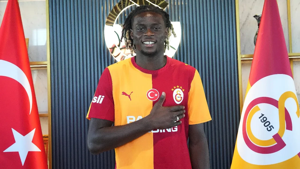 Galatasaray, Ugochukwu'yu kadrosuna kattı! Transferin maliyeti duyuruldu