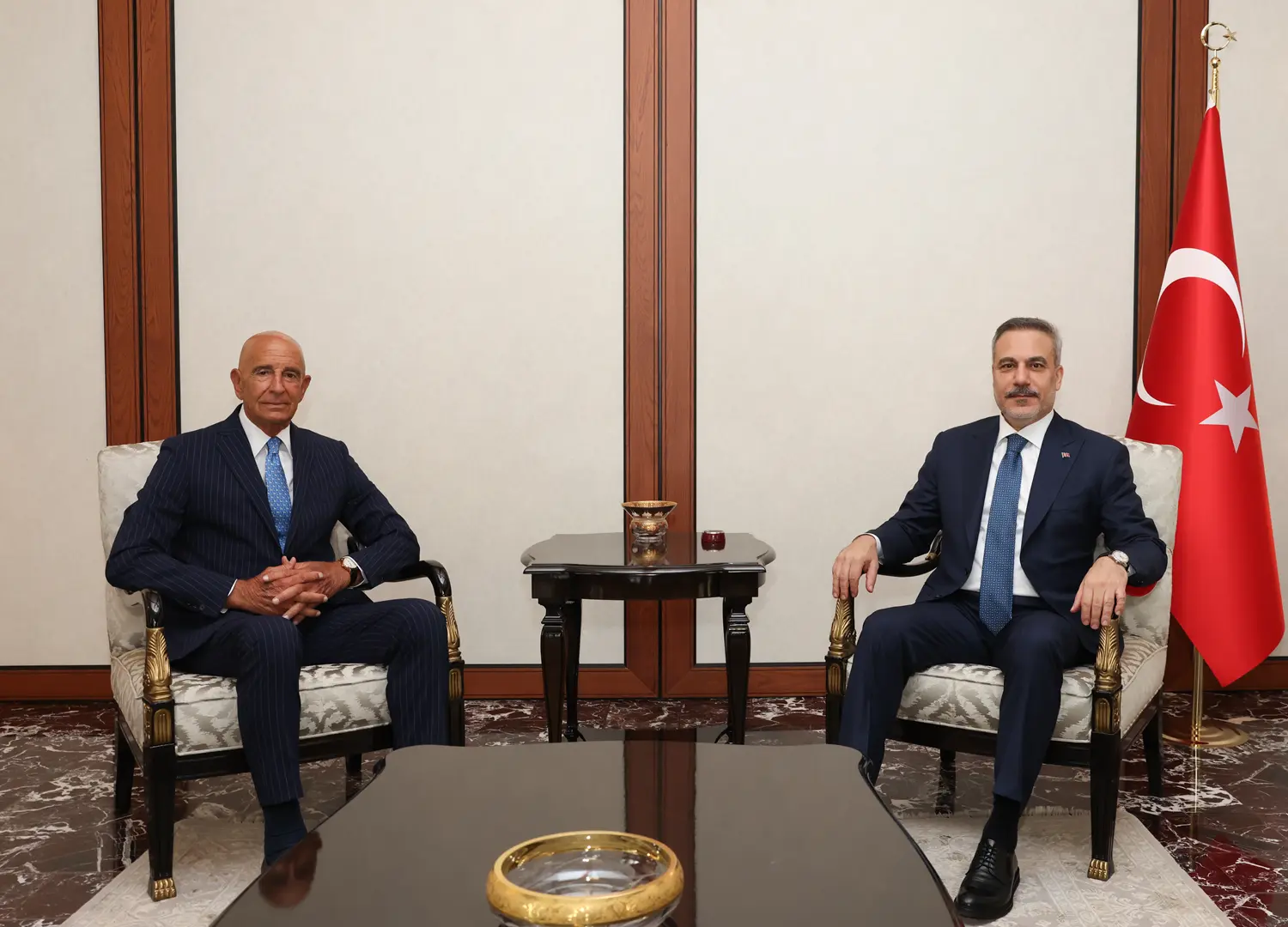 Bakan Fidan, ABD Ankara Büyükelçisi Barrack'ı kabul etti