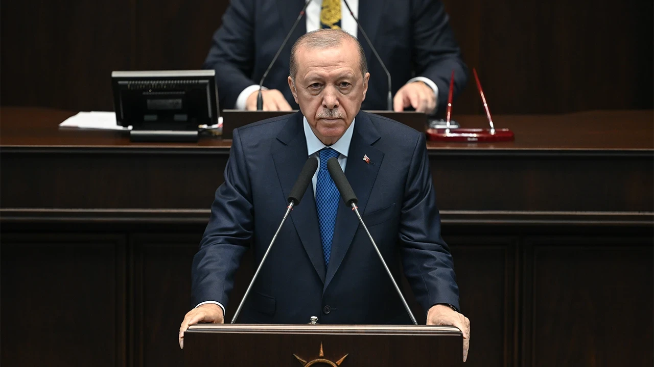 Cumhurbaşkanı Erdoğan'dan muhalefete eleştiri! "Muhalefet meclisi tıkama alışkanlığında"