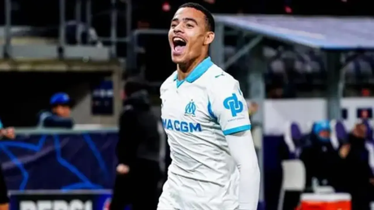 Mason Greenwood Fenerbahçe'de! Kanarya bonservis rekoru kıracak