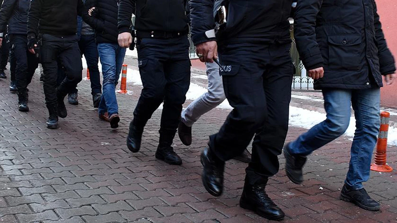 Aydın'da uyuşturucu operasyonu: Binlerce sentetik hap ele geçirildi