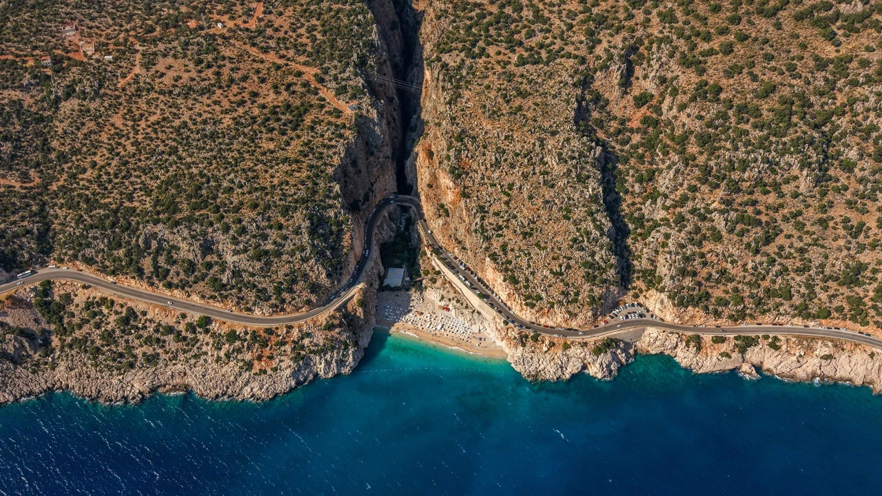 Maldivler değil Antalya: 187 basamak sonra gelen cennet