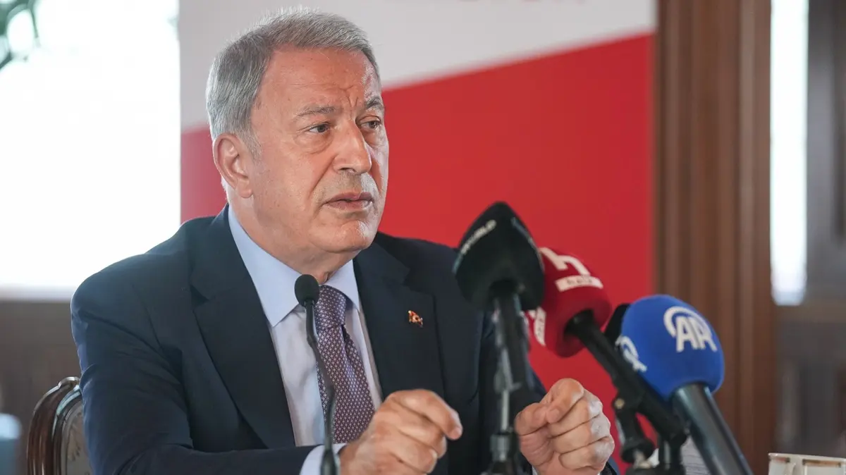 Hulusi Akar'dan "Brian Mast" iddialara tepki: Bizim muhatabımız olmasının nedeni Komitesi Başkanı olması