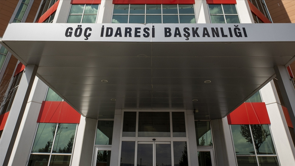 Göç İdaresi Suriyelilerin geri dönüşüne ilişkin rakamların farklı dönemleri kapsadığını açıkladı
