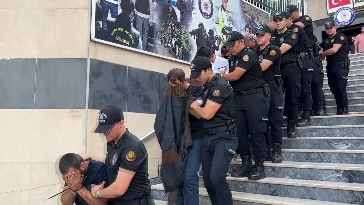 Yediemin çetesine operasyon: Yapay zekayı kullanıp 1.5 milyar liralık vurgun yaptılar! 32 gözaltı