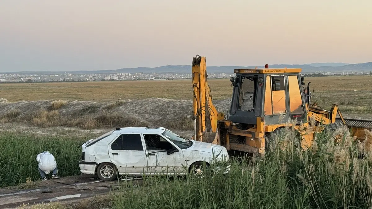 Karaman'da feci kaza! Dereye devrilen araçtaki 3 çocuk hayatını kaybetti