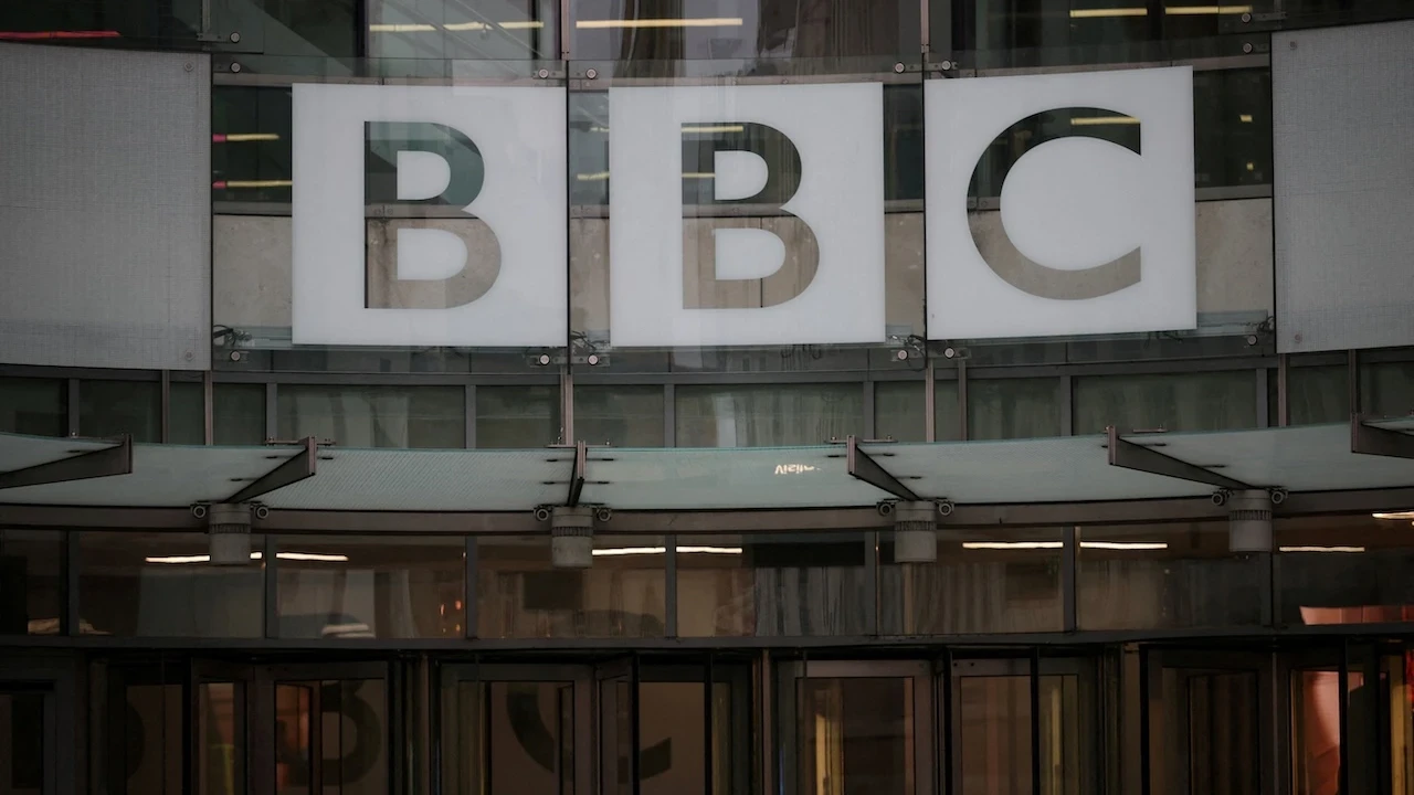 BBC'de alarm zilleri: Finansman modeli sürdürülebilir değil