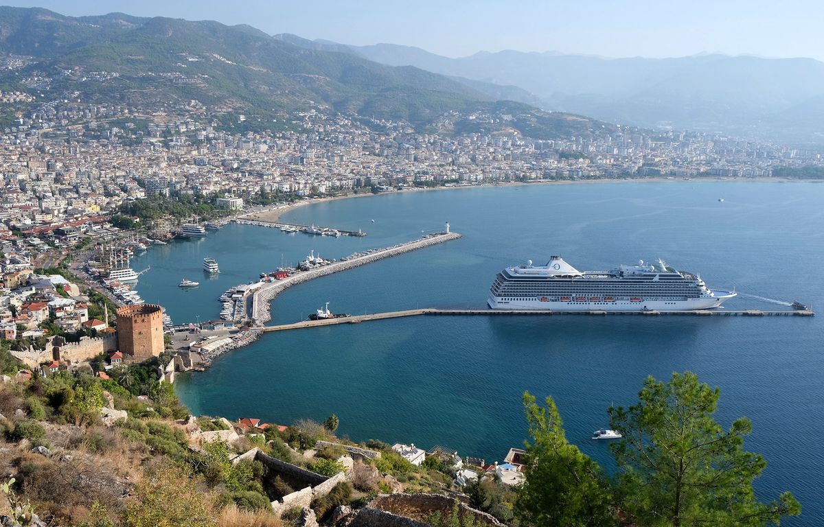 Ruslar konut için en çok Alanya'yı tercih etti