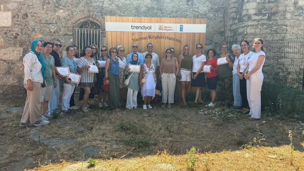 Yarının Köyleri, üreticilere sunduğu desteği yapay zeka eğitimleriyle güçlendiriyor