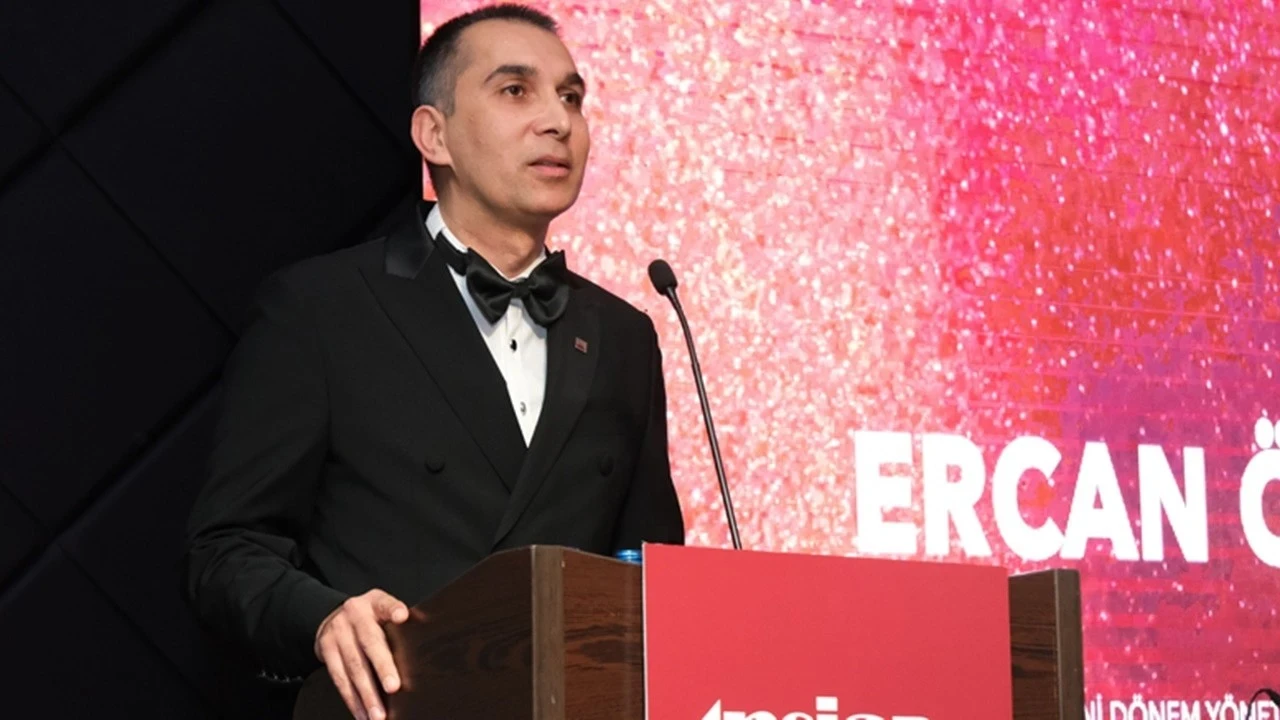 ANSİAD/Özbek: Şehirlerin rekabeti sayı ile değil, ürettikleri teknoloji ile ölçülecek
