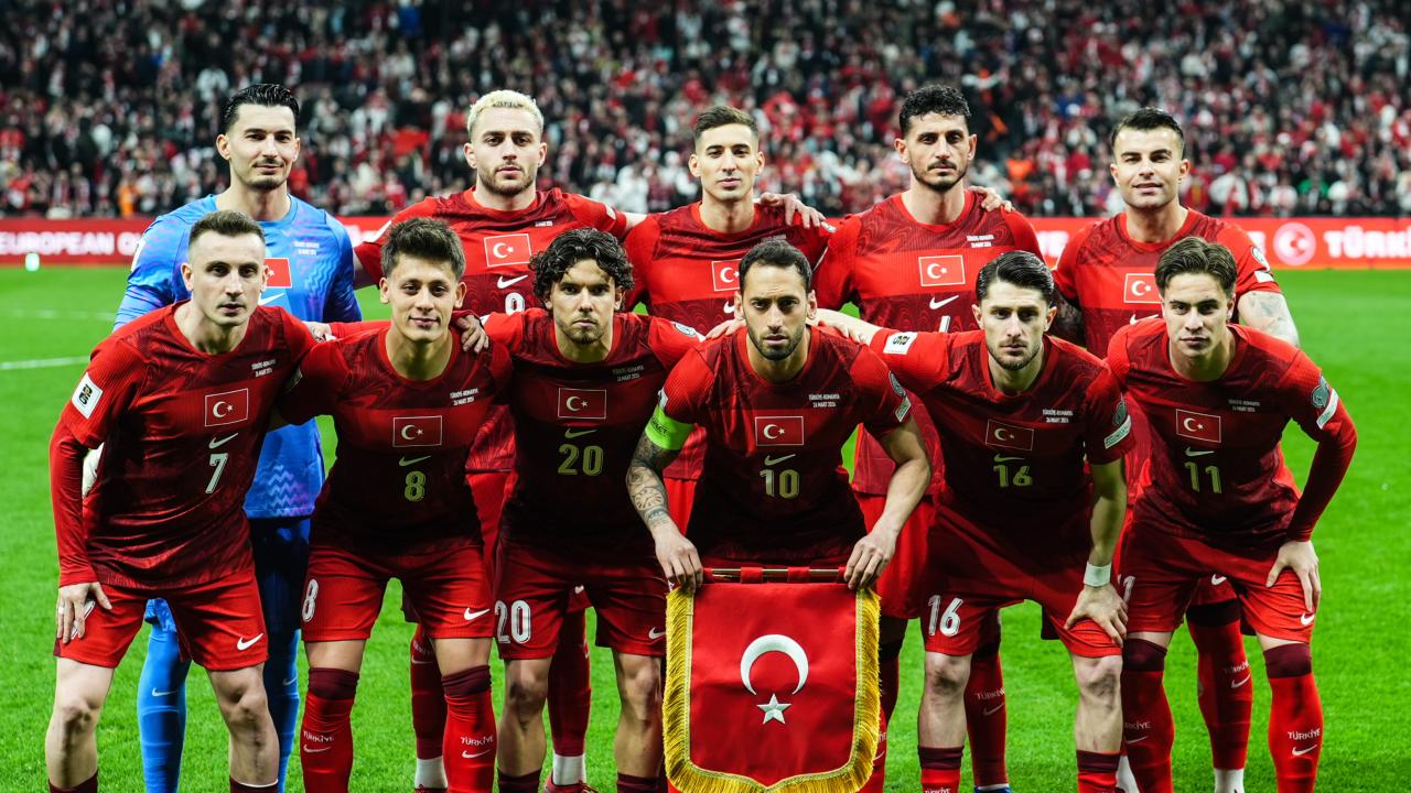 Avustralya-Türkiye maçının ilk 11'leri belli oldu