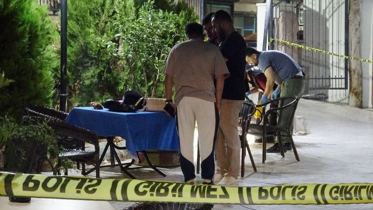 Boşanma aşamasındaki eşini çay içmeye götürdü, 3 kurşun sıktı