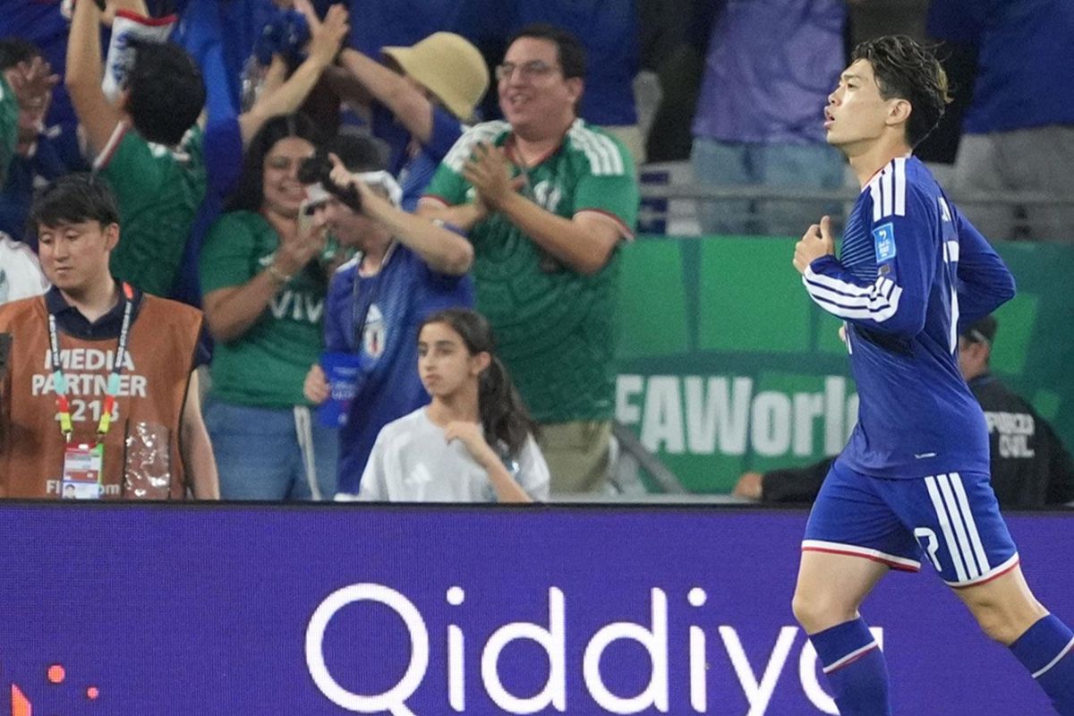 Japonya Tunus'a gol oldu yağdı