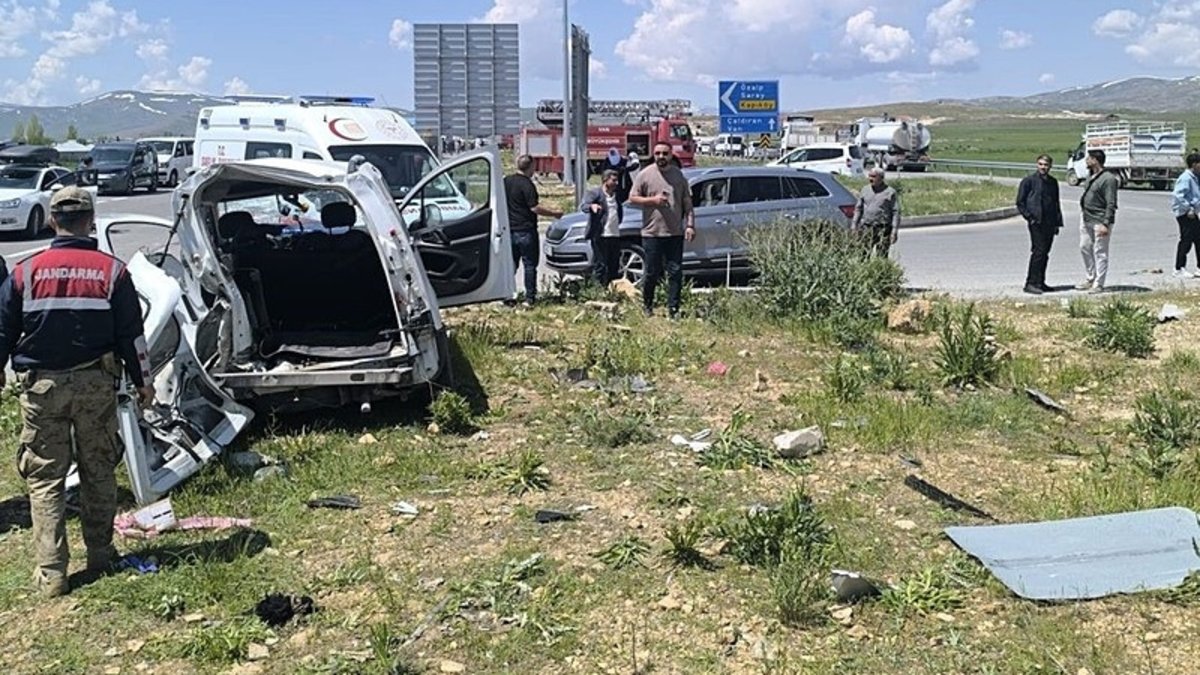 Van'da katliam gibi kaza: Ölü ve yaralılar var